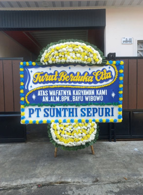 Papan Bunga Duka di Medan Perjuangan